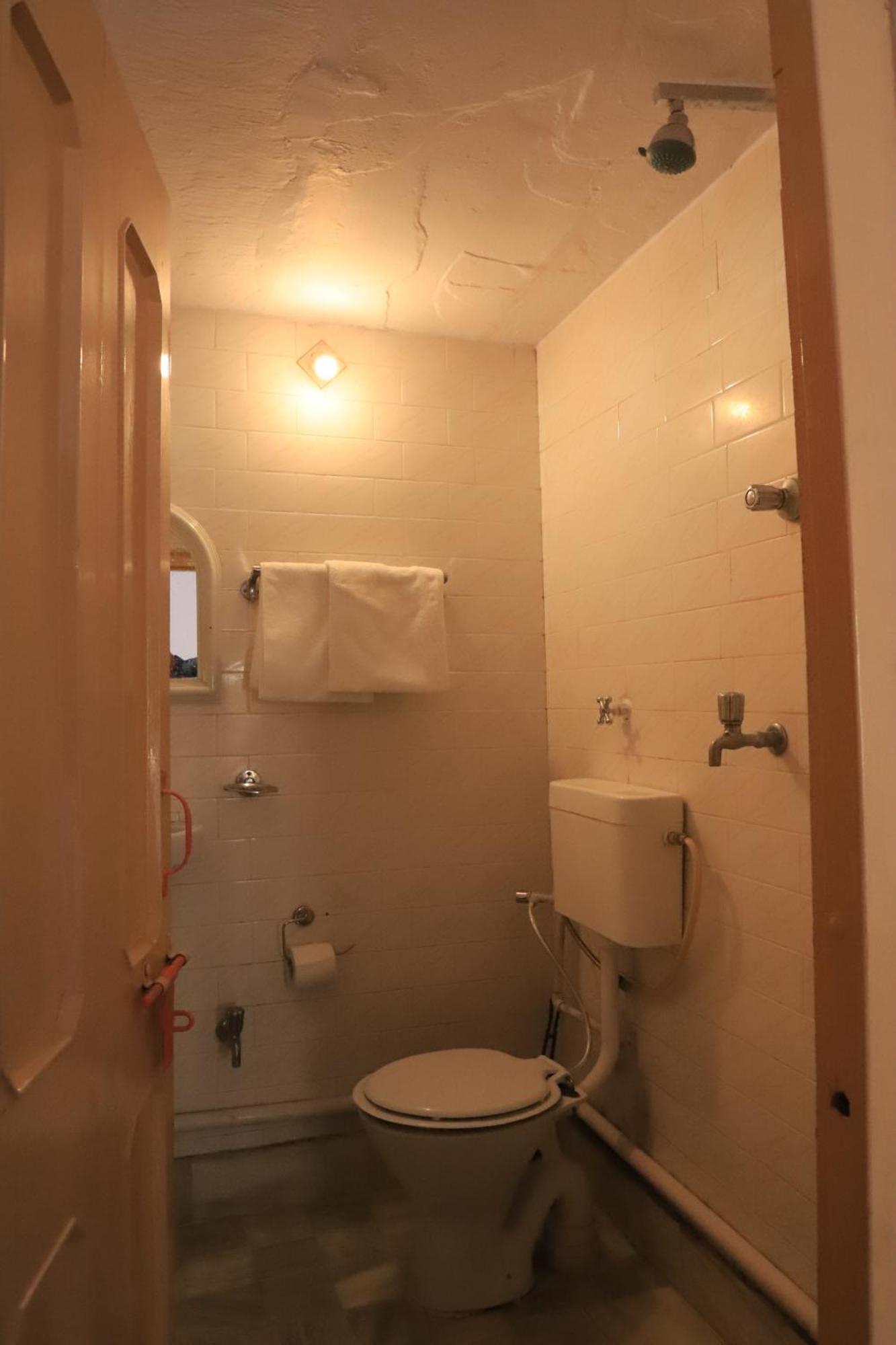 The Brahma Space Pushkar Rom bilde