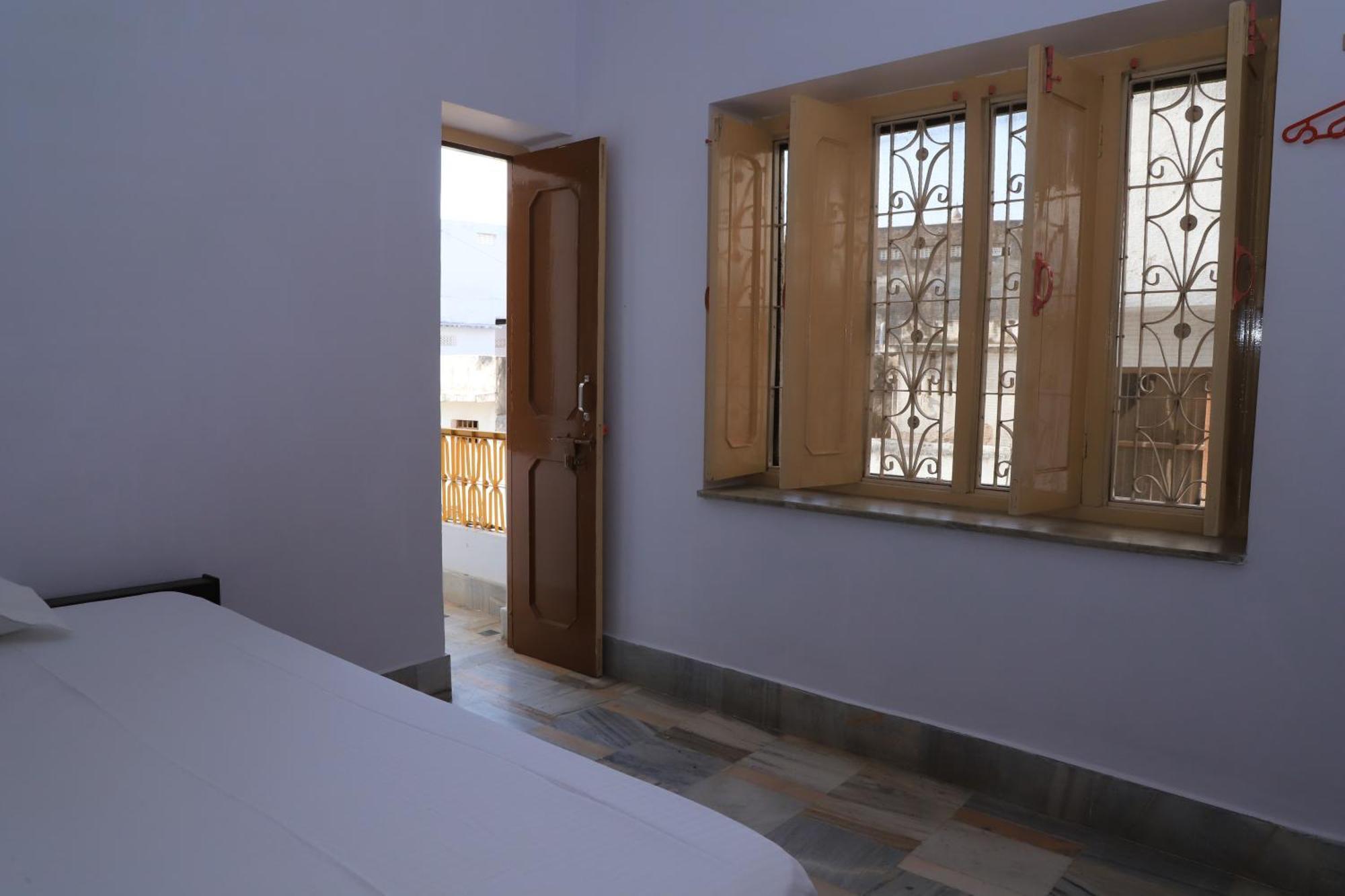 The Brahma Space Pushkar Rom bilde