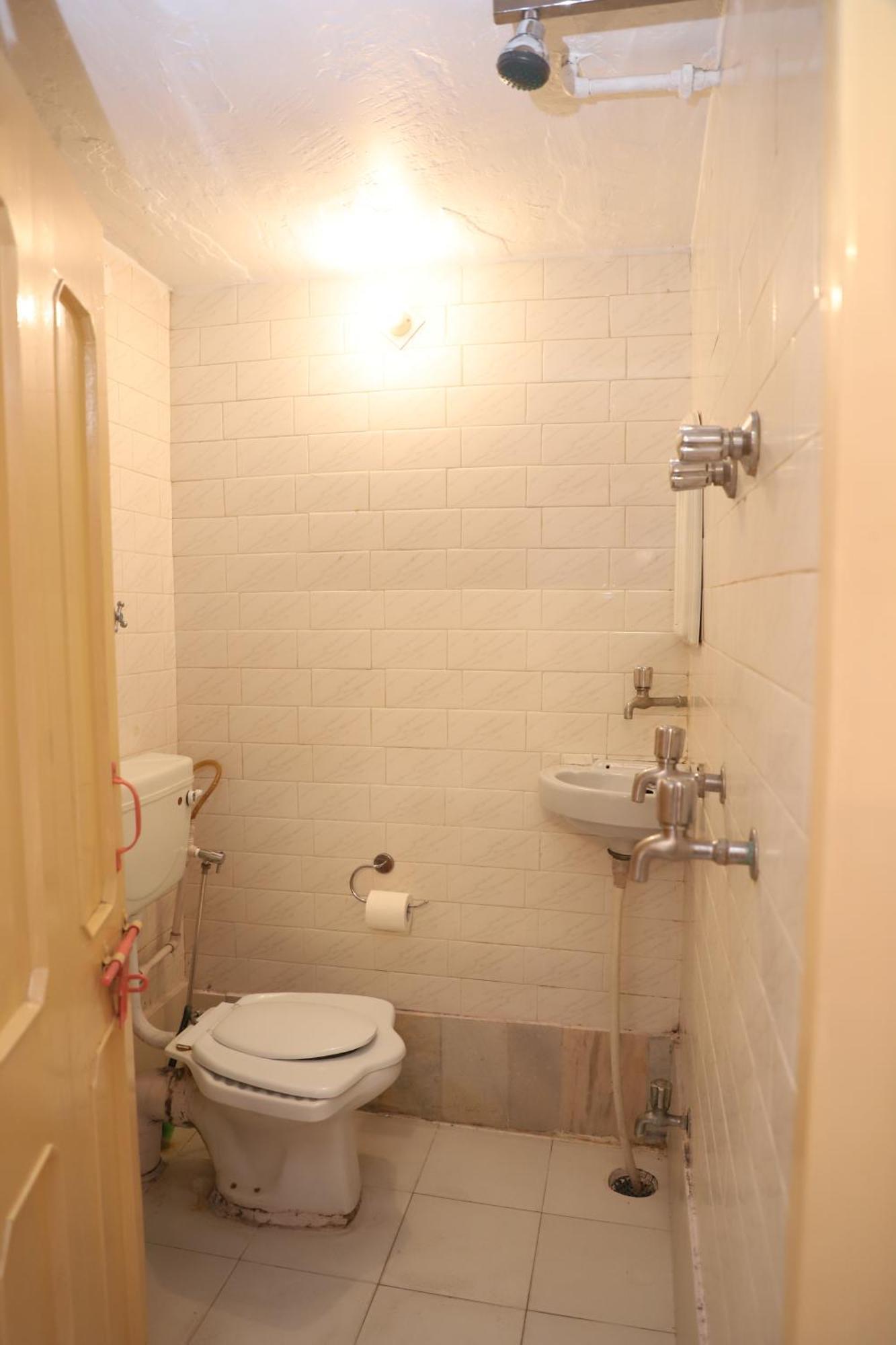 The Brahma Space Pushkar Rom bilde