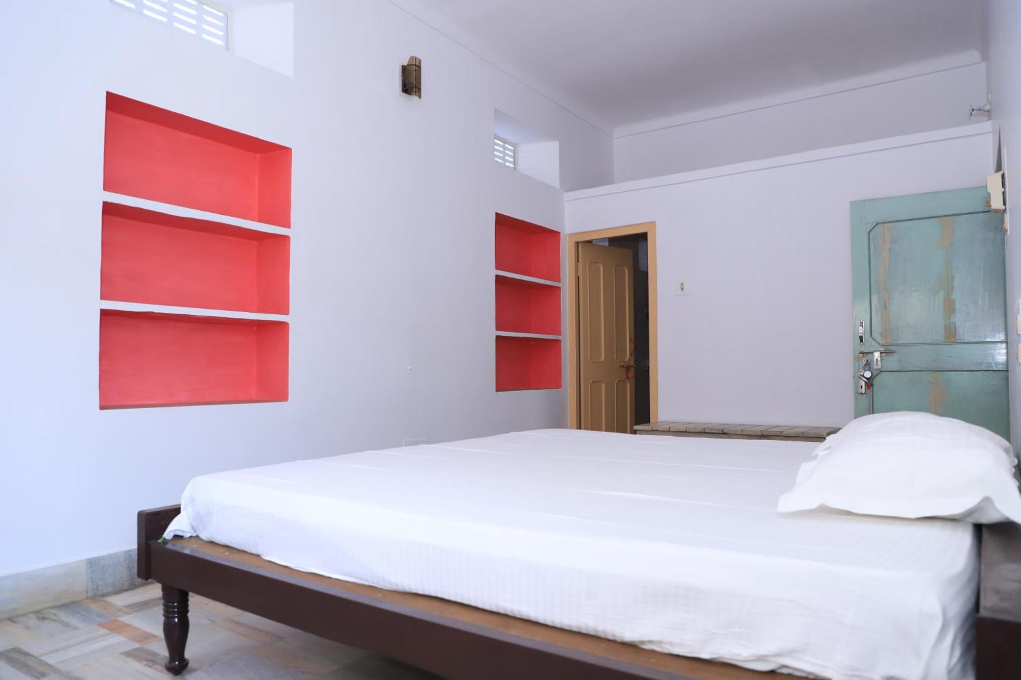 The Brahma Space Pushkar Rom bilde