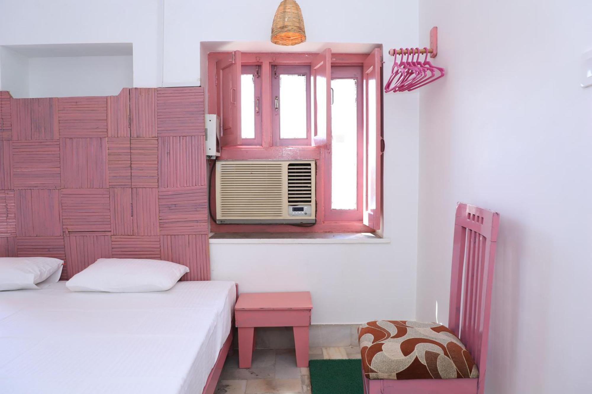 The Brahma Space Pushkar Rom bilde